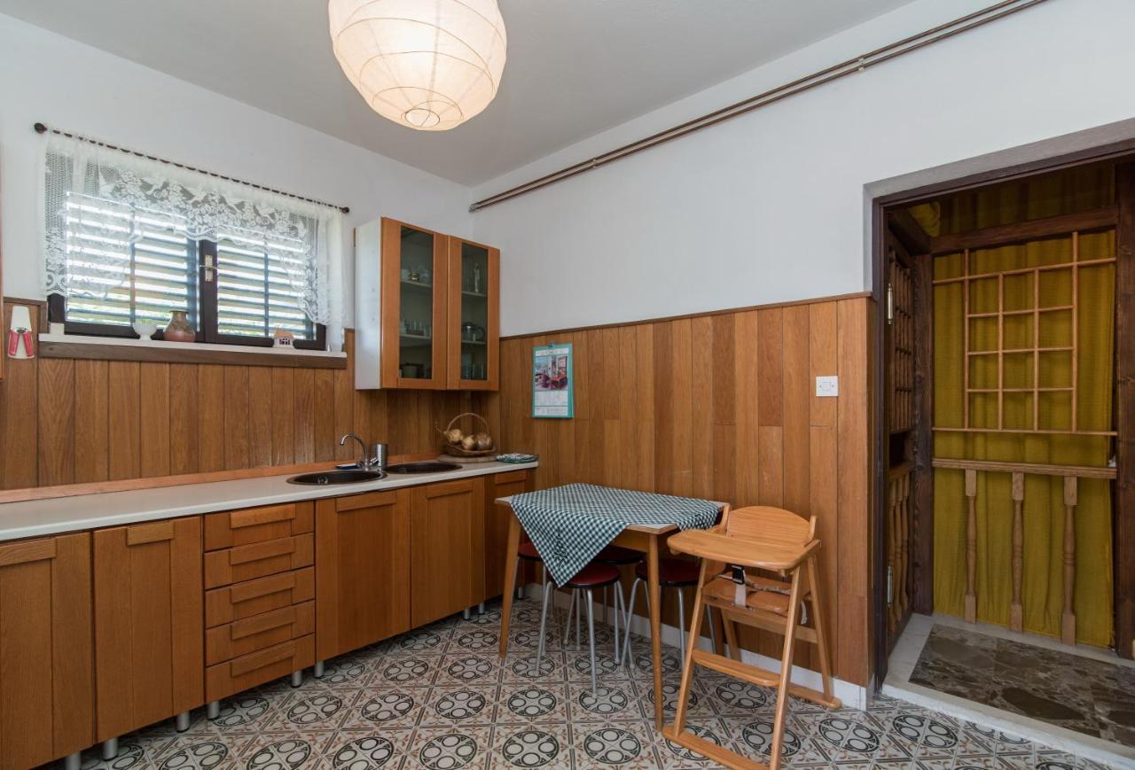 Apartments Mare Postira Luaran gambar