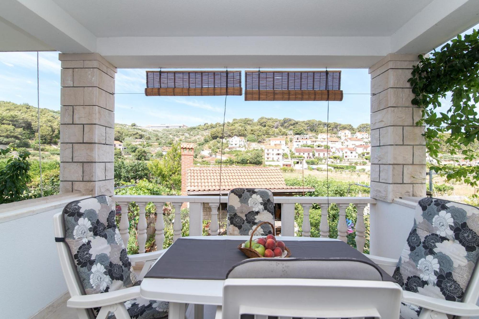 Apartments Mare Postira Luaran gambar